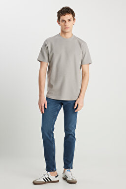 Relaxed Fit Geniş Kesim Bisiklet Yaka Gri Dokulu Basic Tişört - Gray-W2510718035 (görsel 3)
