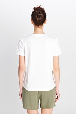 Regular Fit Normal Kesim Bisiklet Yaka %100 Pamuk Kırık Beyaz Tişört - Off White-W2510756102 (görsel 5)