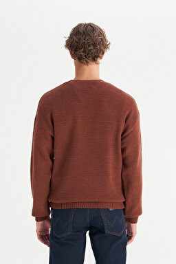 Relaxed Fit Geniş Kesim Bisiklet Yaka Kahverengi Triko Kazak - Brown-W2520156220 (görsel 5)