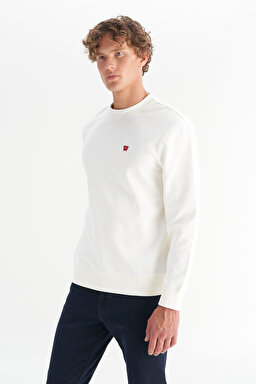 Pamuklu Regular Fit Normal Kesim Bisiklet Yaka Logo Detaylı Sweatshirt - Worn White-W2520255W02 (görsel 3)