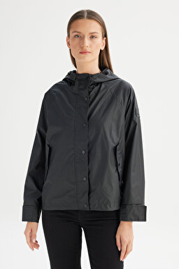 Regular Fit Normal Kesim Kapüşonlu Siyah İnce Mont - Black-W2520405001