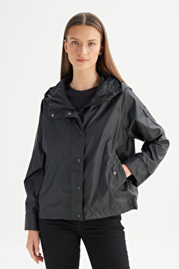 Regular Fit Normal Kesim Kapüşonlu Siyah İnce Mont - Black-W2520405001 (görsel 3)