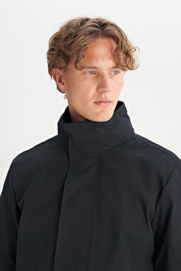 Pamuklu Regular Fit Normal Kesim Kapüşonlu Cepli Çift Kullanımlı Parka - Black-W2520422001 (görsel 4)