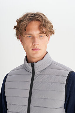 Regular Fit Normal Kesim Dik Yaka Cepli Şişme Yelek - Gray-W2520511035 (görsel 5)