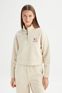 Regular Fit Normal Kesim Fermuar Yaka Detaylı Bej Sweatshirt - Beige-W2520522614