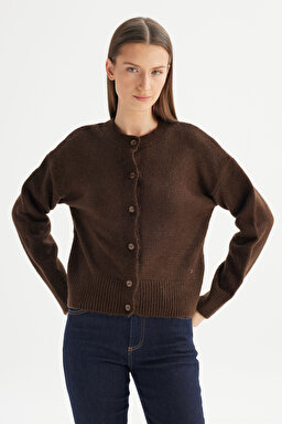 Relaxed Fit Geniş Kesim Düğmeli Kahverengi Triko Hırka - Brown-W2520565220