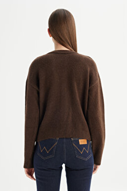 Relaxed Fit Geniş Kesim Düğmeli Kahverengi Triko Hırka - Brown-W2520565220 (görsel 6)