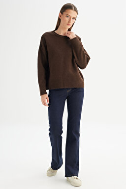 Relaxed Fit Geniş Kesim Bisiklet Yaka Kahverengi Triko Kazak - Brown-W2520566220 (görsel 2)
