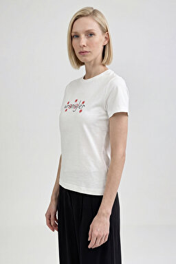 %100 Pamuk Regular Fit Normal Kesim Bisiklet Yaka Logo Detaylı Tişört - Off White-W2610103102 (görsel 3)