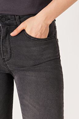 Slim Fit Dar Kesim Normal Bel Siyah Esnek Jean Kot Pantolon - Zuri-W26LKBT15 (görsel 4)