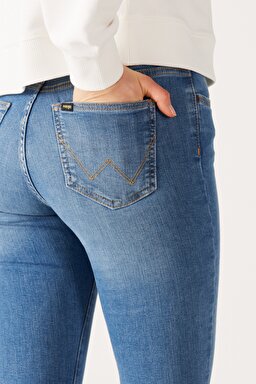High Rise Skinny Fit Dar Kesim Yüksek Bel Açık Mavi Esnek Jean Kot Pantolon - Light Blue-W27H017404 (görsel 6)