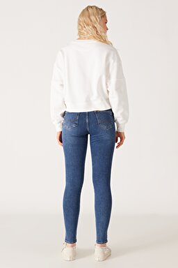 High Rise Skinny Fit Dar Kesim Yüksek Bel Mavi Esnek Jean Kot Pantolon - Mid Blue-W27H017XT (görsel 6)