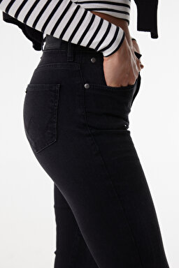 Skinny Fit Dar Kesim Yüksek Bel Siyah High Rise Esnek Jean Denim Kot Pantolon - Black-W27H019001 (görsel 5)