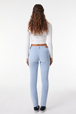 Slim Fit Dar Kesim Normal Bel Esnek Mavi Kadife Pantolon - Blue-W28L003400 (görsel 5)