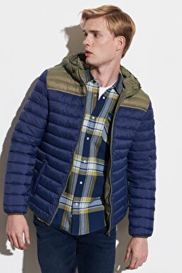 Regular Fit Normal Kesim Kapüşonlu Tam Fermuarlı Mavi Şişme Mont - Navy-W4B1WA114