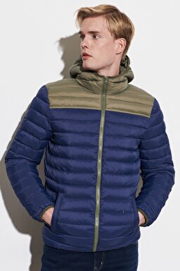 Regular Fit Normal Kesim Kapüşonlu Tam Fermuarlı Mavi Şişme Mont - Navy-W4B1WA114 (görsel 2)