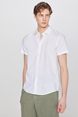 Pamuklu Regular Fit Normal Kesim Kısa Kollu Gömlek - Off White-W5931566102 (görsel 2)