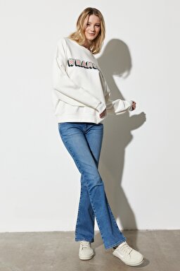 Regular Fit Normal Kesim %100 Pamuk Bisiklet Yaka Beyaz Sweatshirt - White-W6R4HA989 (görsel 7)