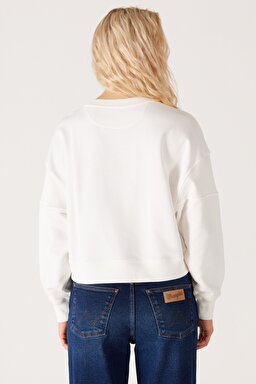 Relaxed Fit Geniş Kesim %100 Pamuk Bisiklet Yaka Beyaz Sweatshirt - Worn White-W6Y2IQW02 (görsel 6)