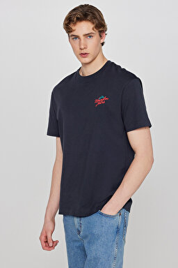 %100 Pamuk Relaxed Fit Rahat Kesim Bisiklet Yaka Logo Detaylı Tişört - W7535920355-Faded Black (görsel 2)
