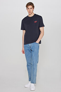%100 Pamuk Relaxed Fit Rahat Kesim Bisiklet Yaka Logo Detaylı Tişört - W7535920355-Faded Black (görsel 3)