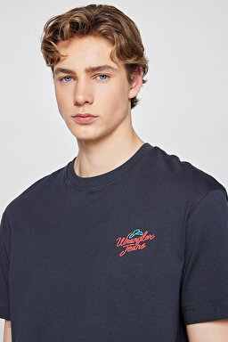 %100 Pamuk Relaxed Fit Rahat Kesim Bisiklet Yaka Logo Detaylı Tişört - W7535920355-Faded Black (görsel 4)