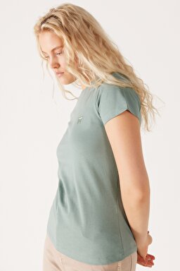 Slim Fit Dar Kesim %100 Pamuk Bisiklet Yaka Yeşil Tişört - Light Matcha-W7R4EEG62 (görsel 5)