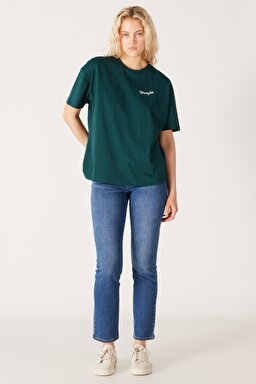 Loose Fit Rahat Kesim %100 Pamuk Bisiklet Yaka Yeşil Tişört - Dark Matcha-W7R9EEG61 (görsel 4)