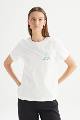 %100 Pamuk Regular Fit Normal Kesim Bisiklet Yaka Baskılı Beyaz Tişört - Worn White-W7XB5920W02 (görsel 3)