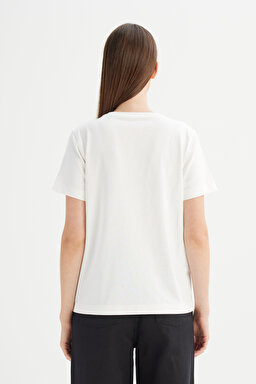 %100 Pamuk Regular Fit Normal Kesim Bisiklet Yaka Baskılı Beyaz Tişört - Worn White-W7XB5920W02 (görsel 5)