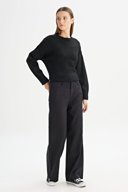 Straight Fit Düz Kesim Normal Bel Siyah Pantolon - Black-WW09001001 (görsel 3)