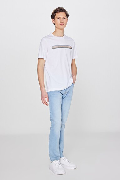 Slim Fit Dar Kesim Normal Bel Dar Paça Extreme Motion Açık Mavi